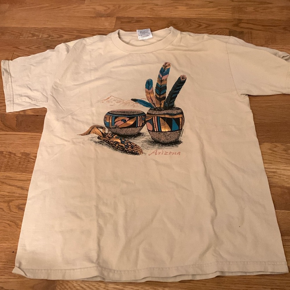Vintage 90s Arizona Shirt Southwestern Pottery Feather Corn Mountains Metallic